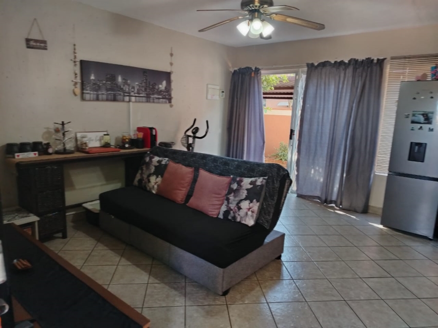 2 Bedroom Property for Sale in Vaalpark Free State